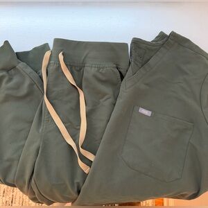 Figs Set - medium moss green